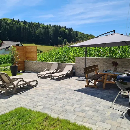 G5 - Das Chalet Am Waldrand Holiday home Sankt Stefan im Rosental